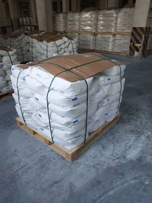 Il pigmento di plastica del biossido di titanio di Masterbatch spolverizza CR-210 CAS 13463-67-7