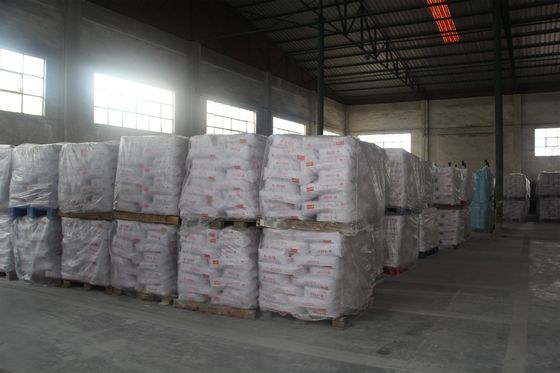 Pigmento di biossido di titanio rutilo R-5566 con contenuto di TiO2 del 94,4%, contenuto di rutilo del 99,3% e forza colorante di 1977